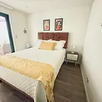 Vacation Escape - Elegant Barranco Stay Near Beach & Art