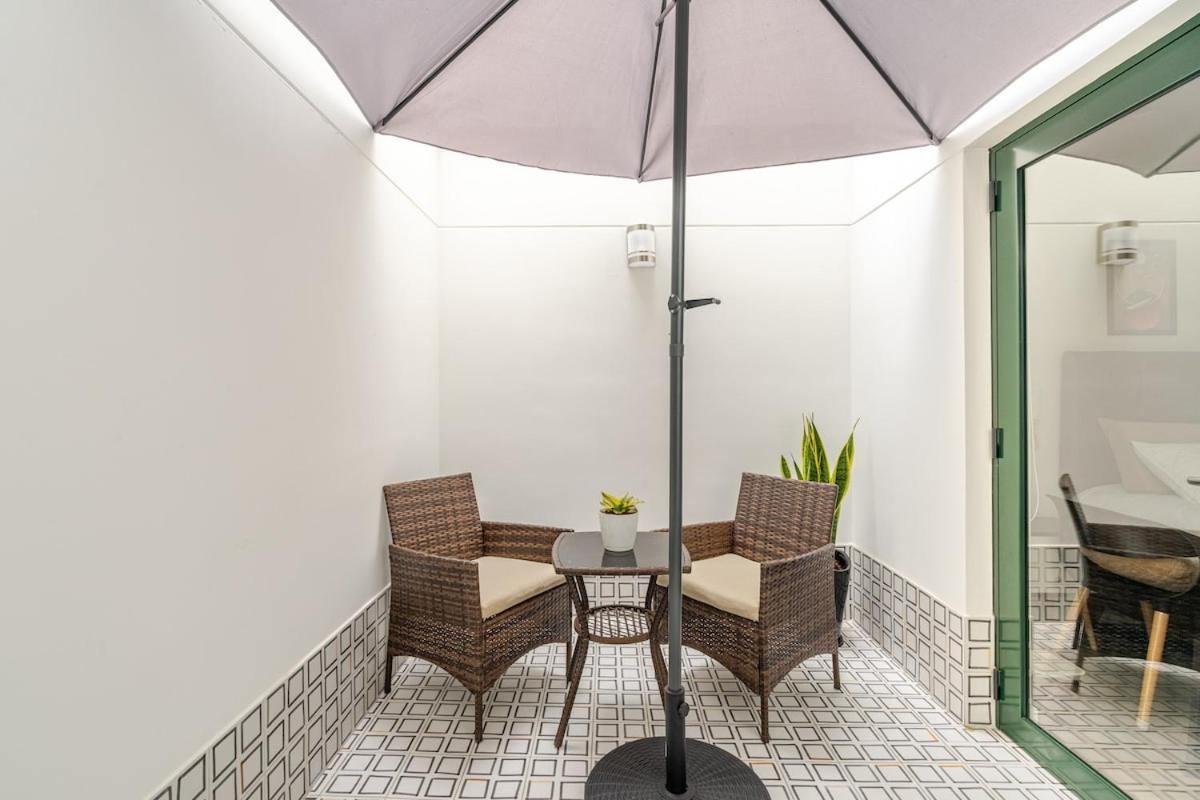 Apartment Vacation Escape - Elegant Barranco Stay Near Beach & Art